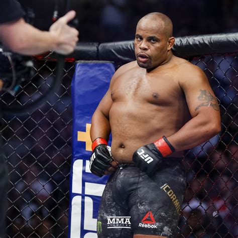Daniel Cormier .